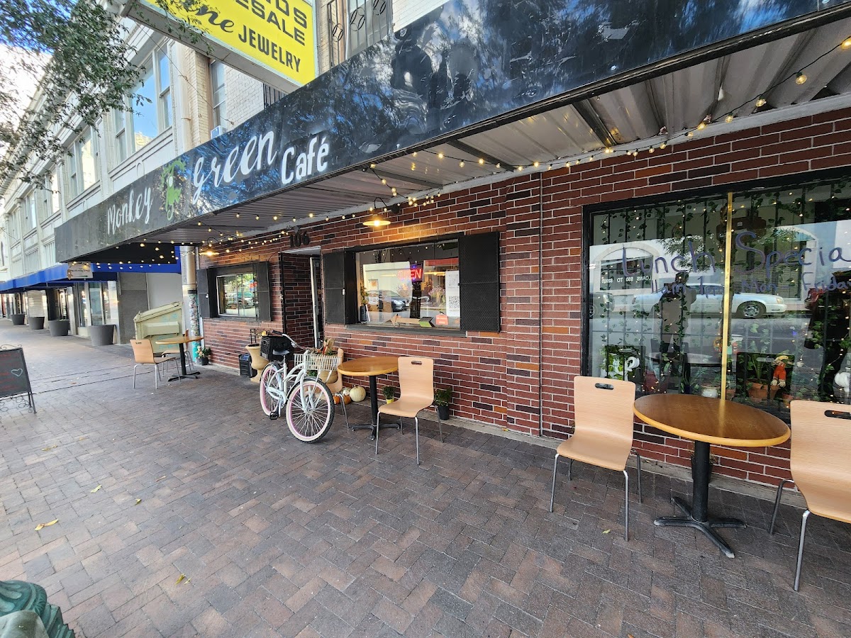 Monkey Green Café